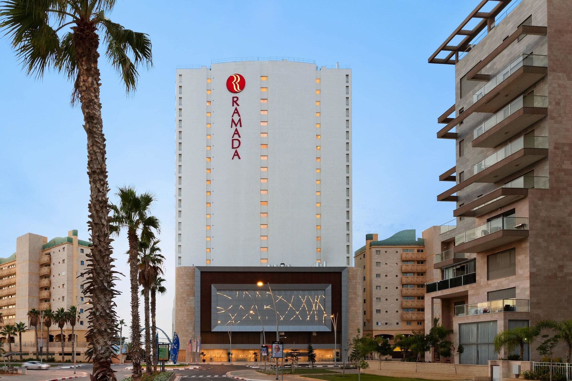 Ramada Resort Hadera Beach Exterior foto